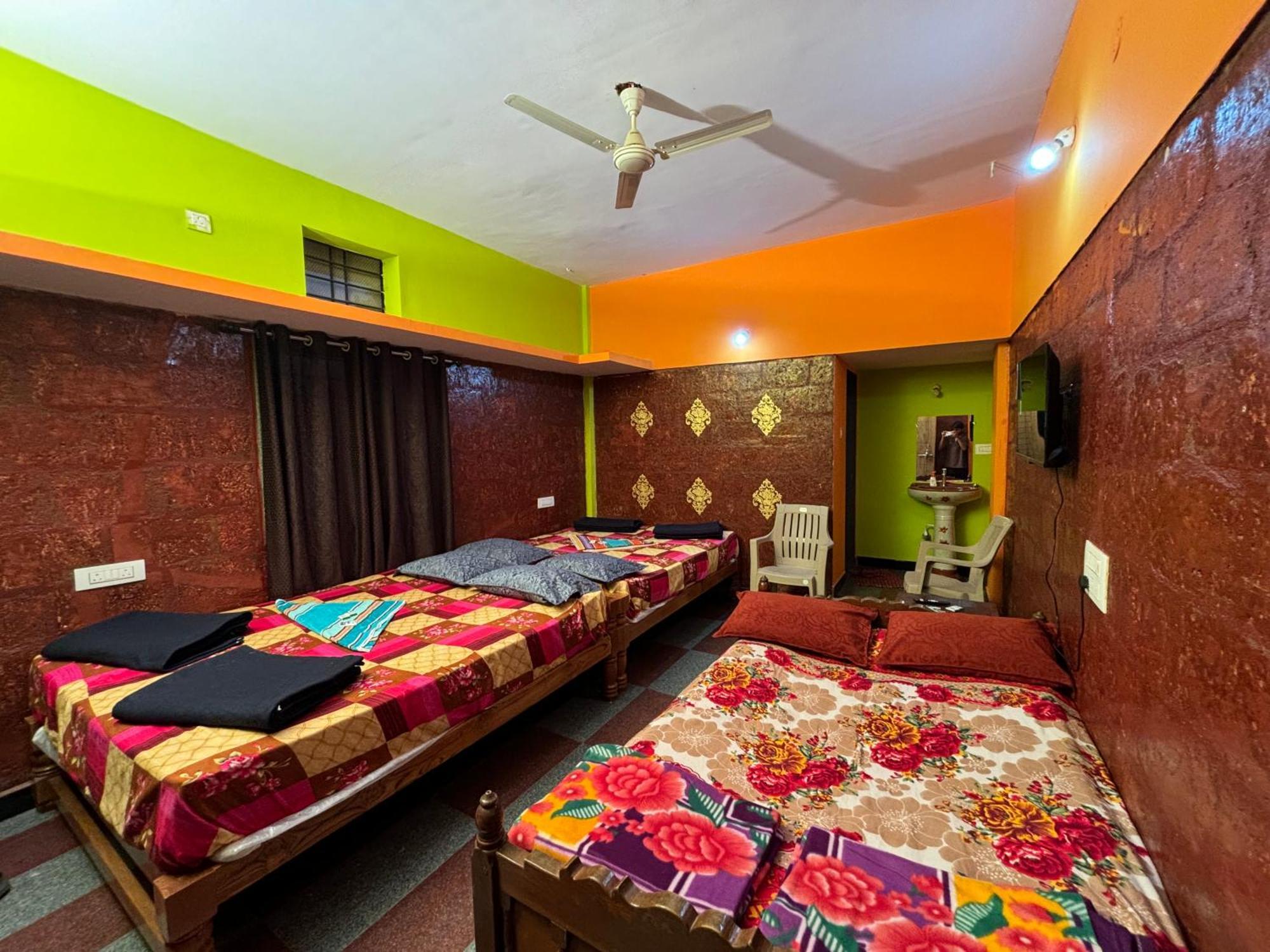 Dandeli Nakadi Home Stay מראה חיצוני תמונה